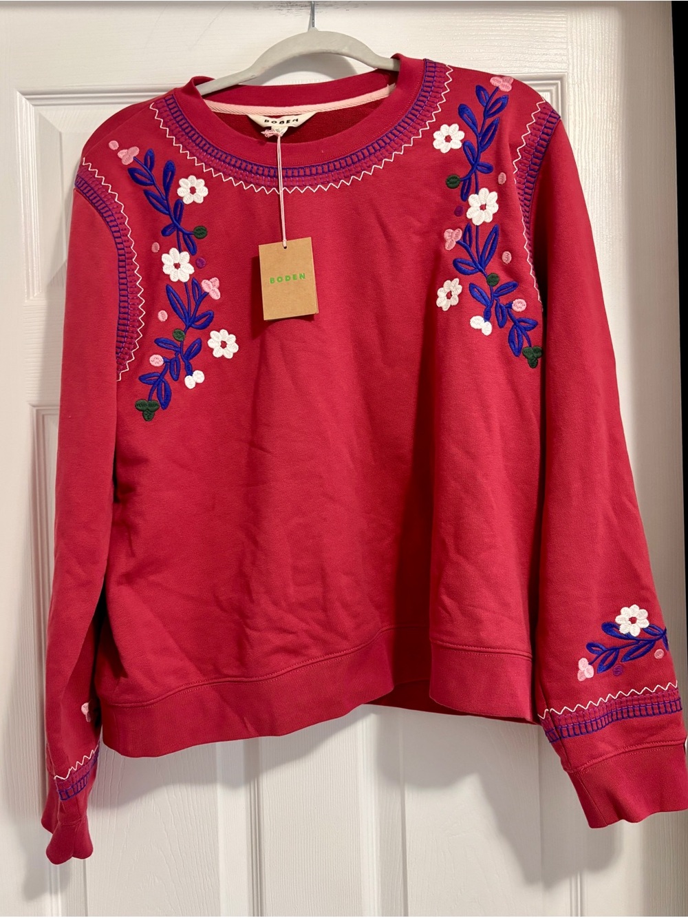 Boden Red Hannah Embroidered Sweatshirt- NWT Sz L - Picture 5 of 7